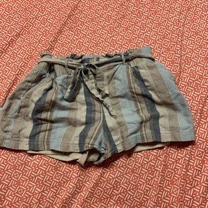 woman’s shorts